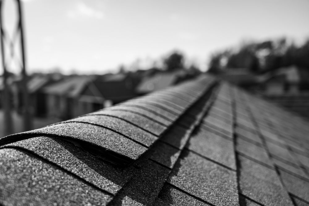What You Need to Know About GAF Impact Resistant Shingles