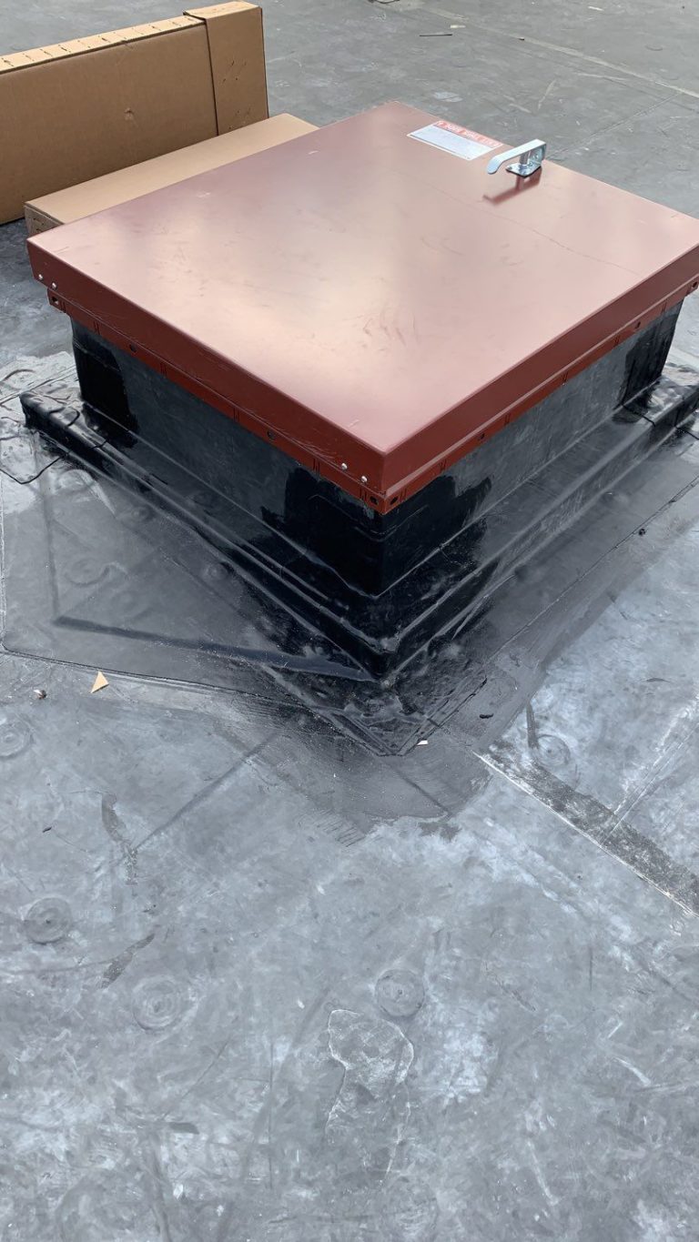 flat roof with hatch