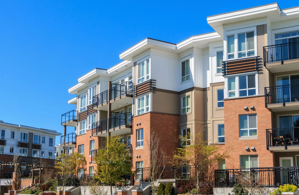 How to Tell When Your Multifamily Building Needs Roof Repair