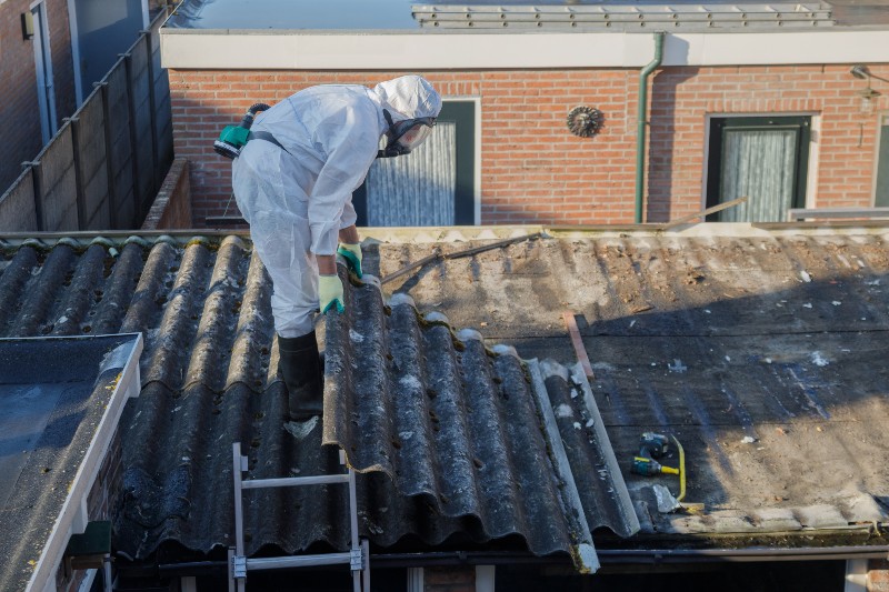 asbestos roof tile removal
