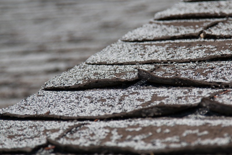asphalt shingles that need replacing
