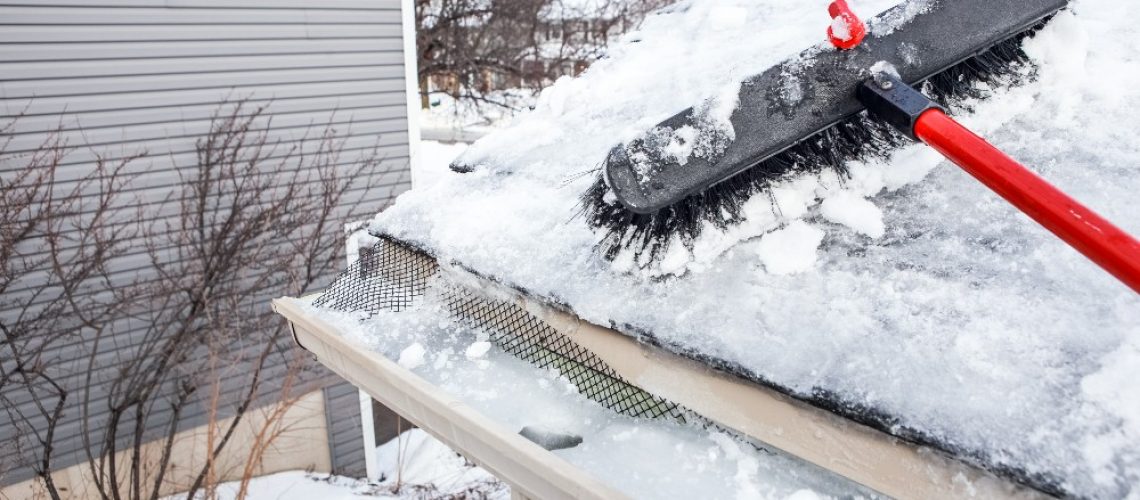 gutter guards cause ice dams